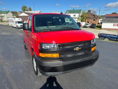 2025 Chevrolet Express Passenger 3500 1LS