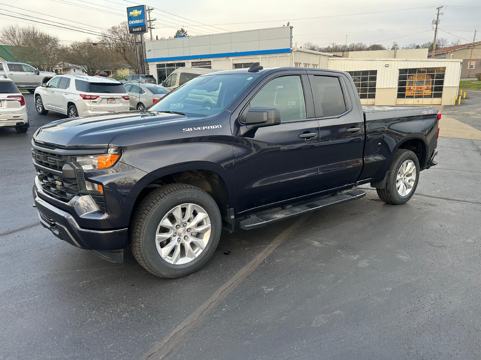 2022 Chevrolet Silverado 1500 Custom