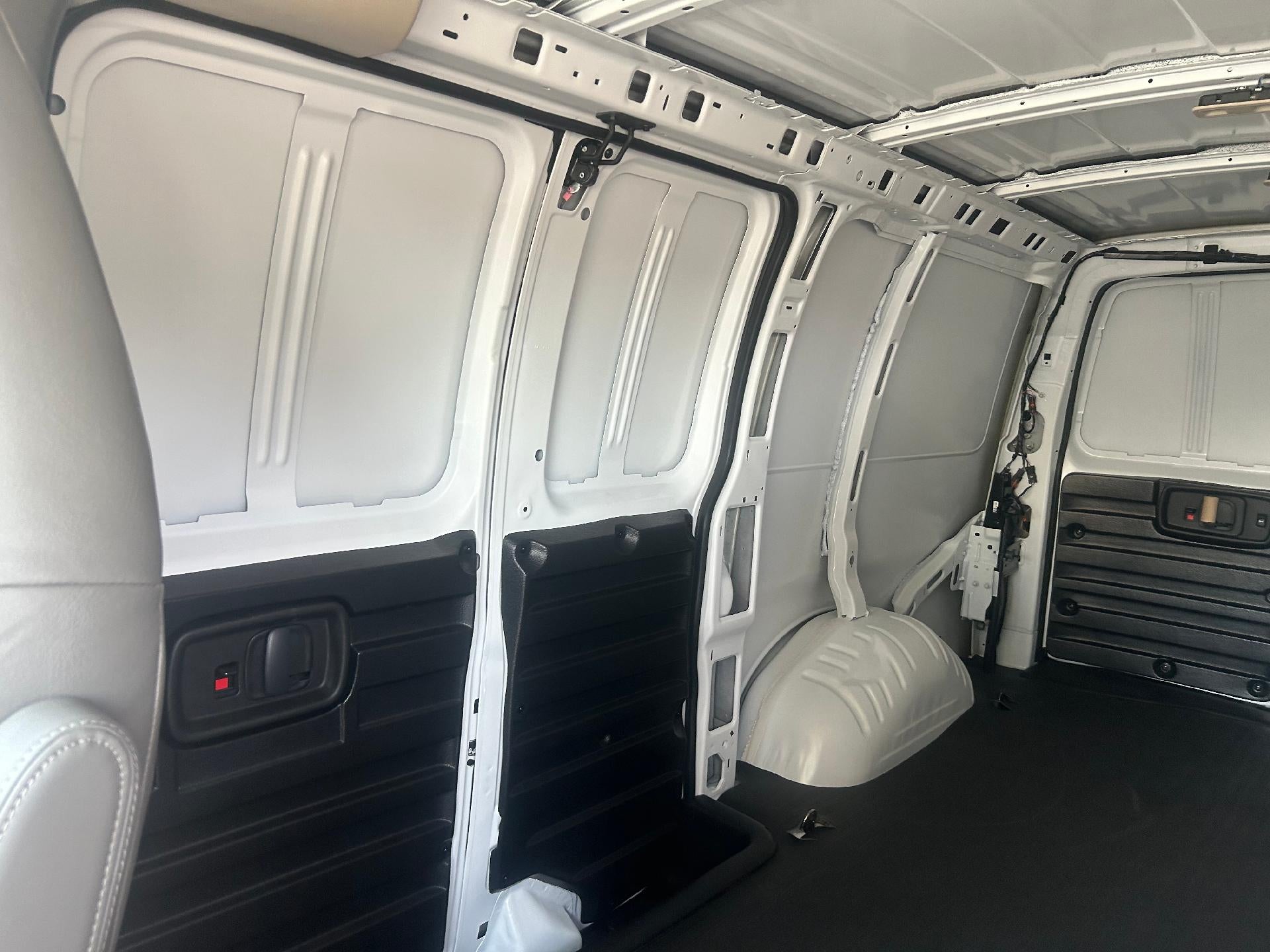 2024 Chevrolet Express Cargo 2500 Base