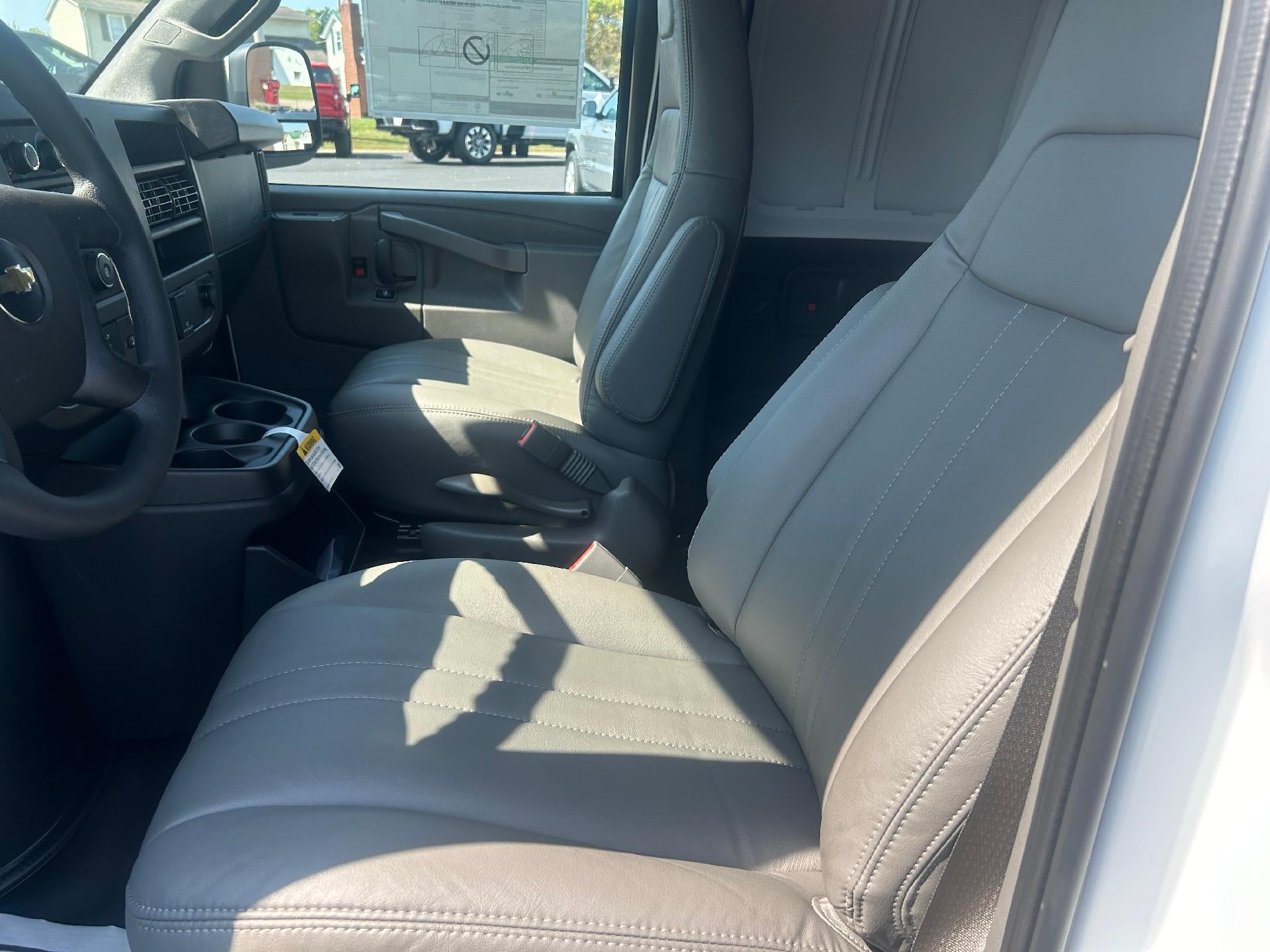 2024 Chevrolet Express Cargo 2500 Base