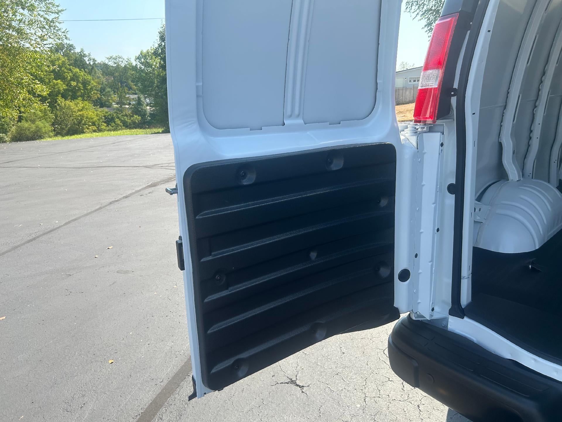 2024 Chevrolet Express Cargo 2500 Base