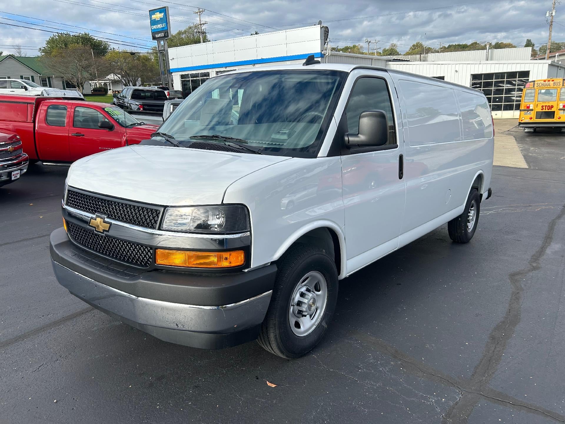 2025 Chevrolet Express Cargo 3500 Base