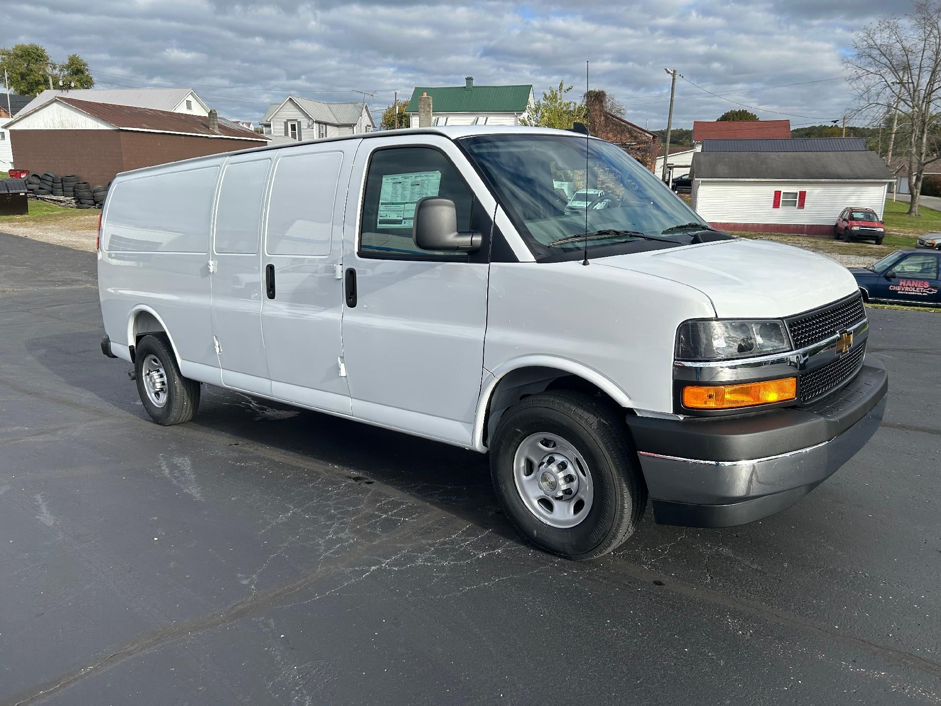 2025 Chevrolet Express Cargo 3500 Base