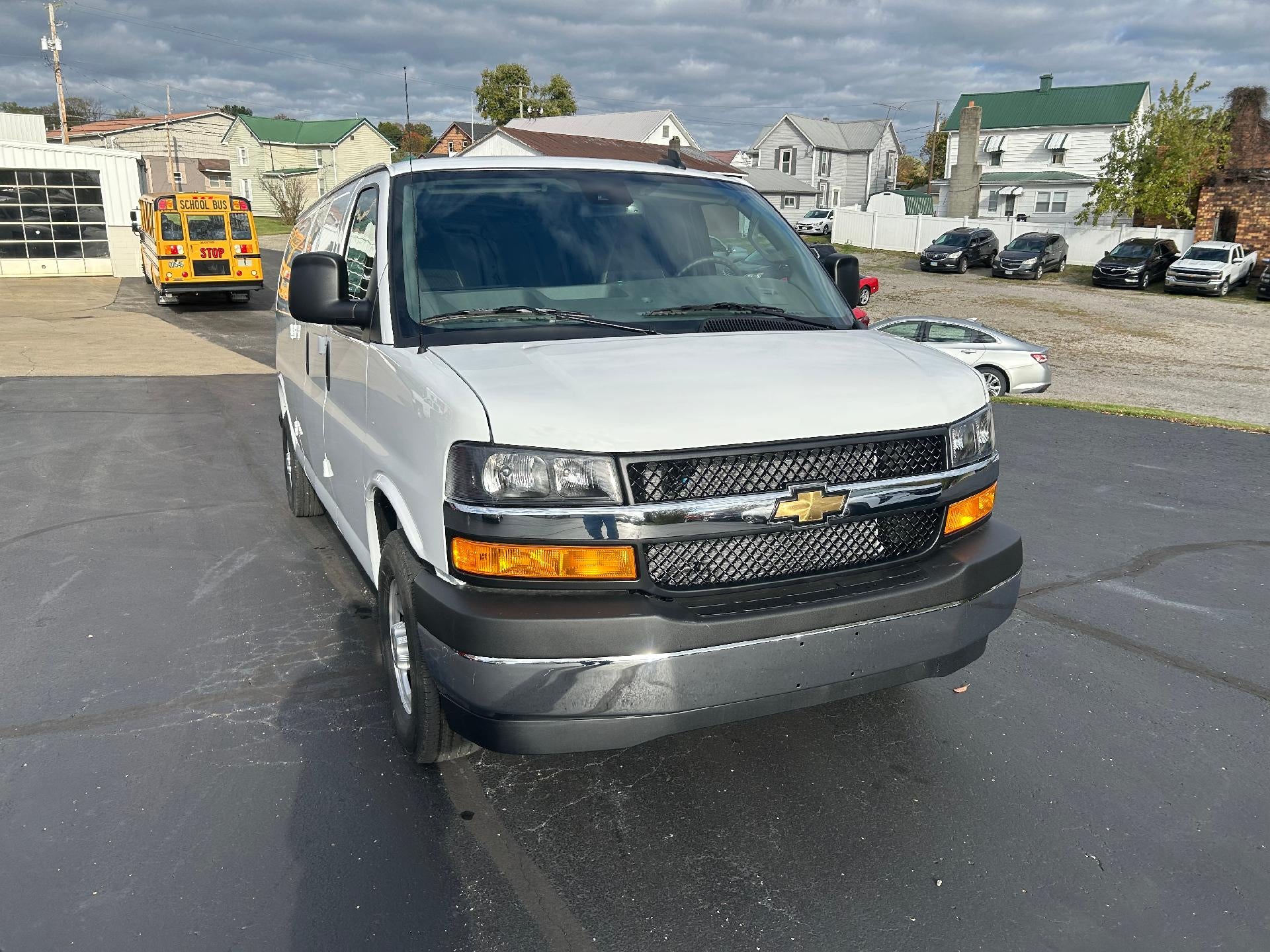 2025 Chevrolet Express Cargo 3500 Base