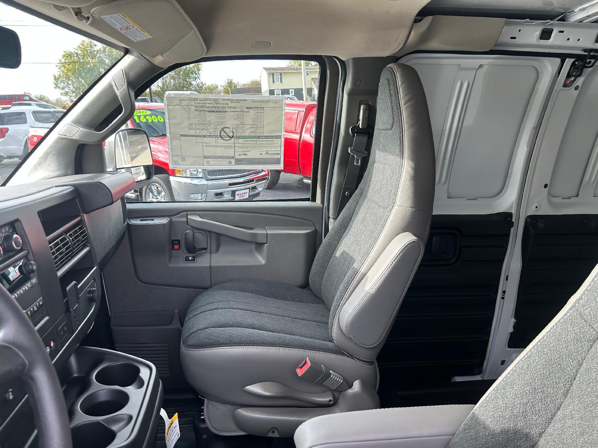 2025 Chevrolet Express Cargo 3500 Base