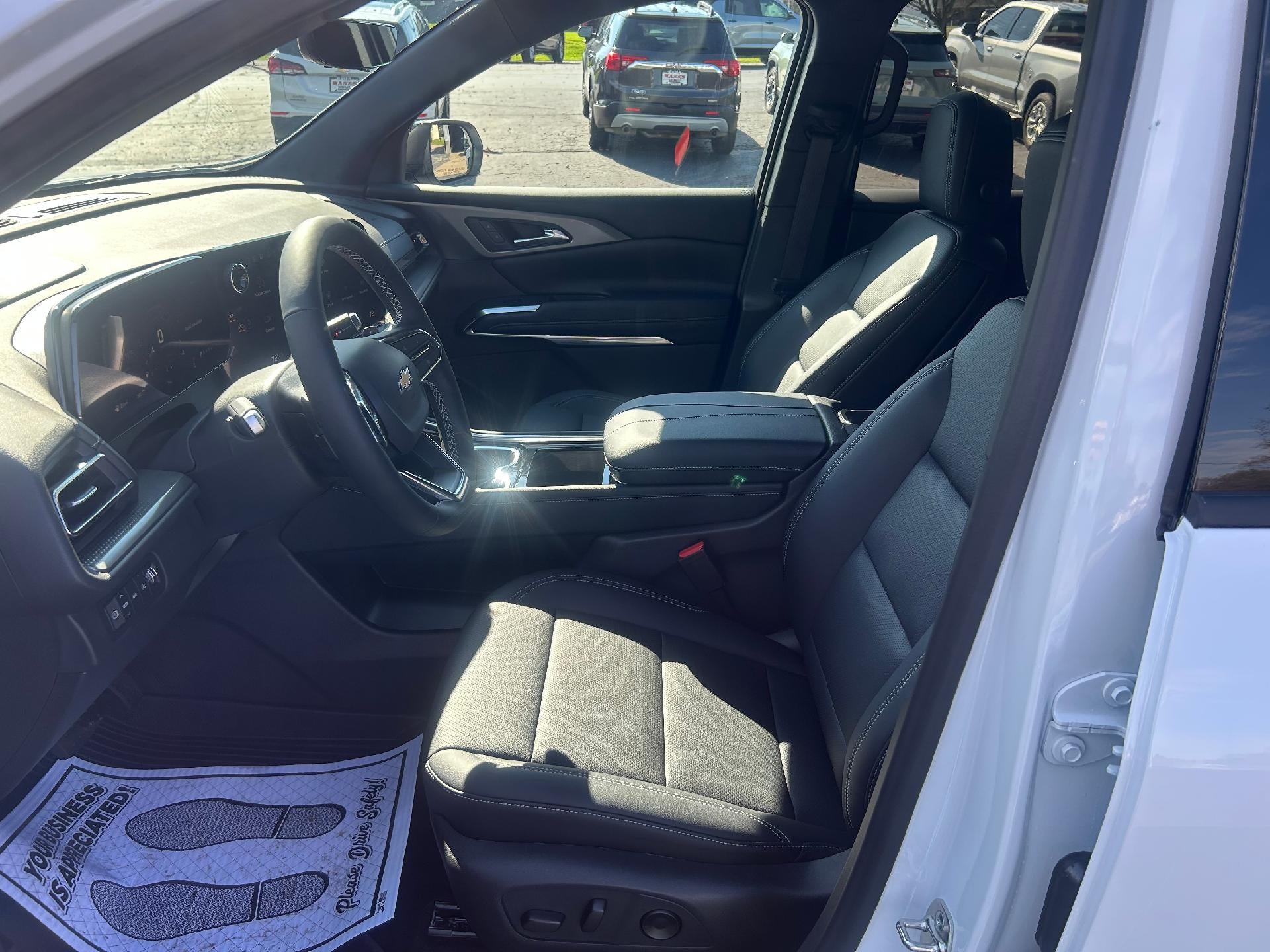 2027 Chevrolet Traverse AWD LT