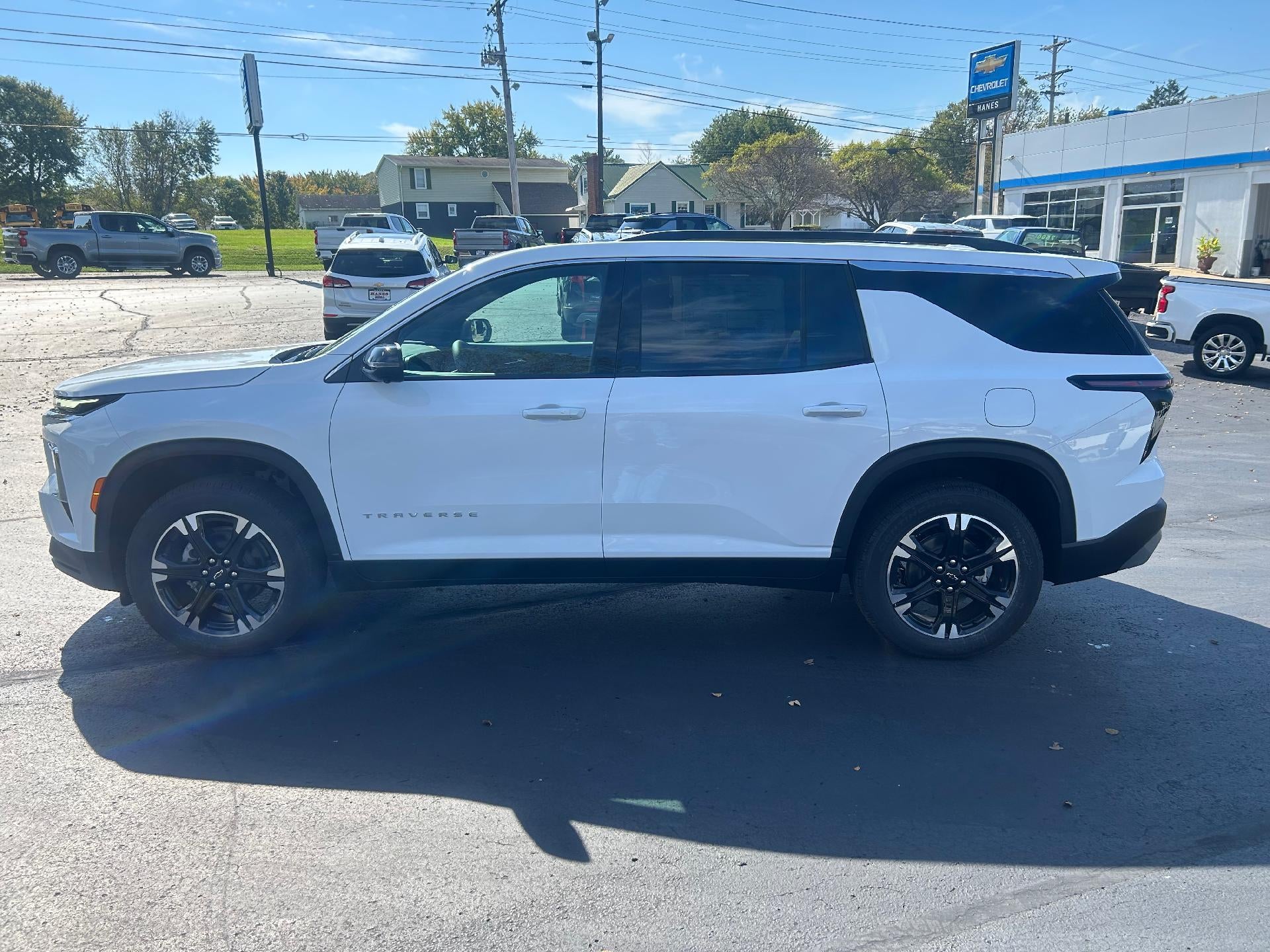 2027 Chevrolet Traverse AWD LT