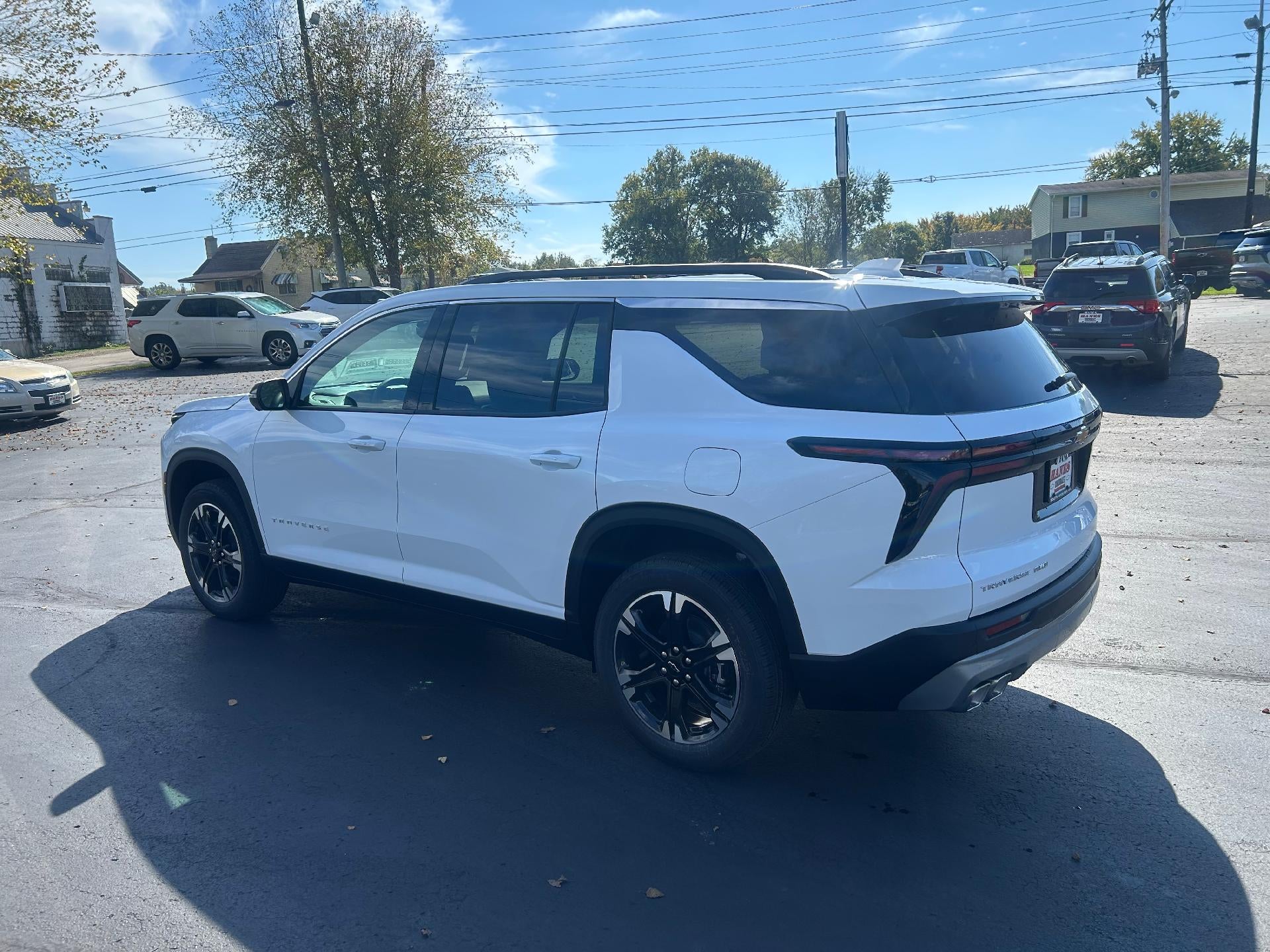 2027 Chevrolet Traverse AWD LT