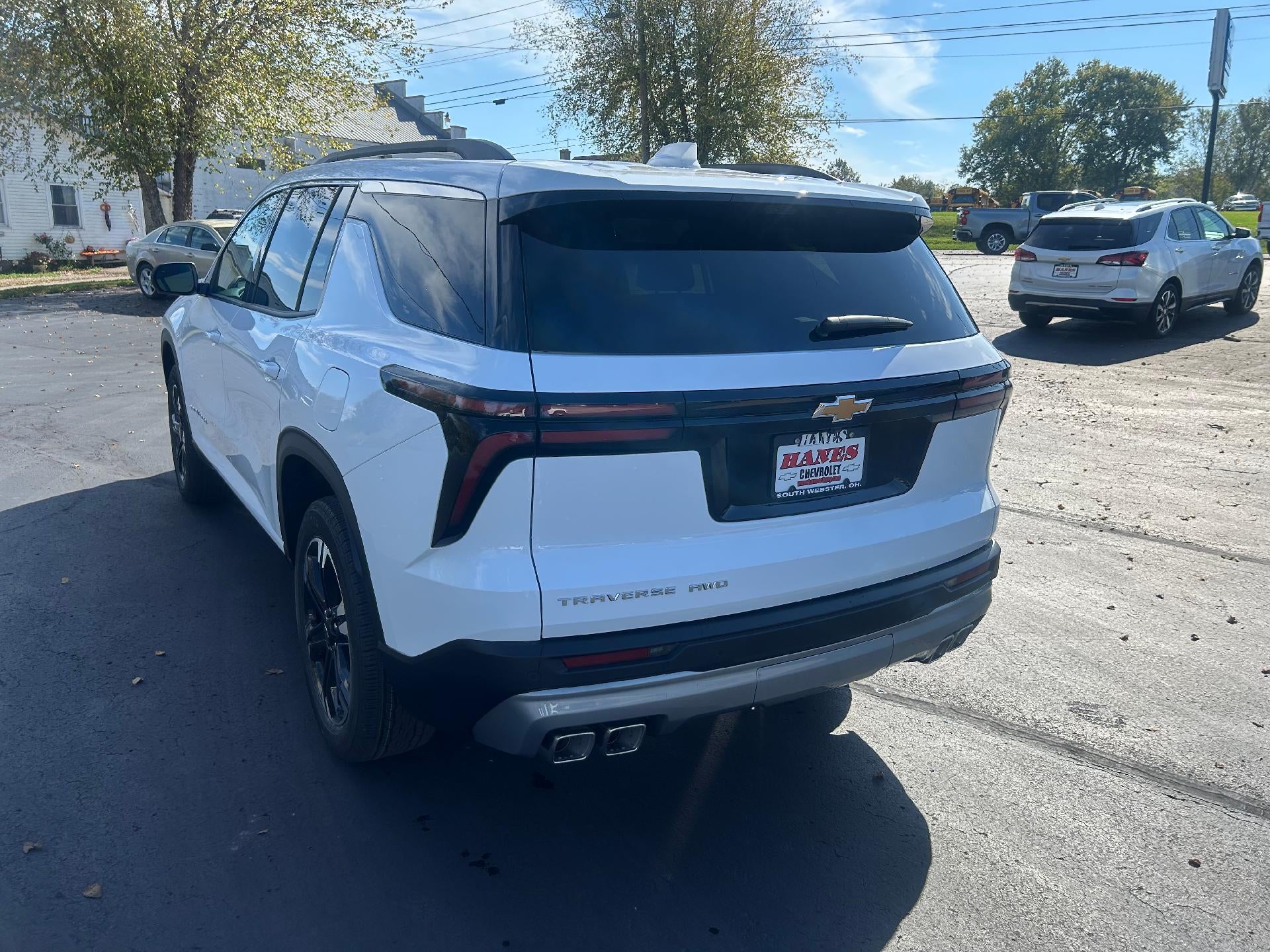 2027 Chevrolet Traverse AWD LT