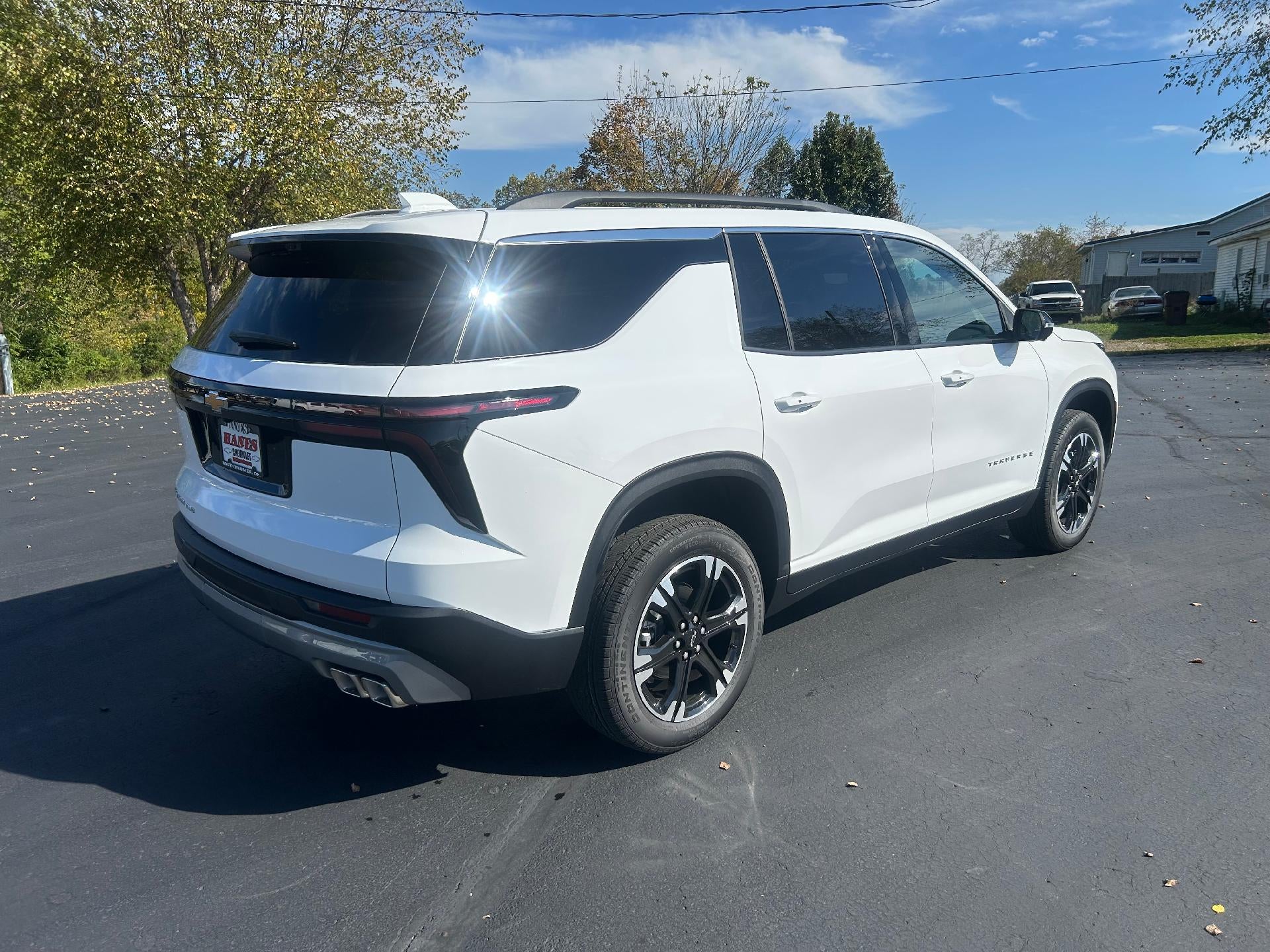 2027 Chevrolet Traverse AWD LT