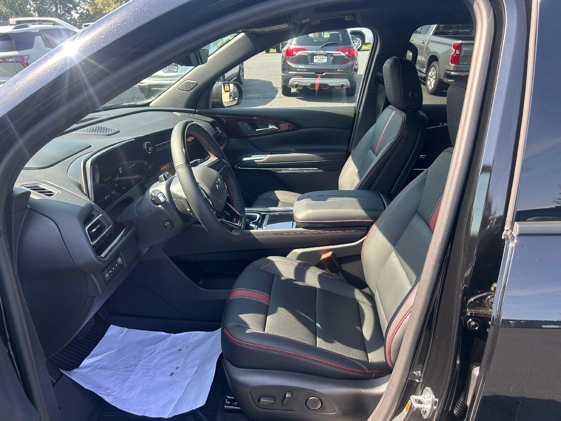 2027 Chevrolet Traverse RS