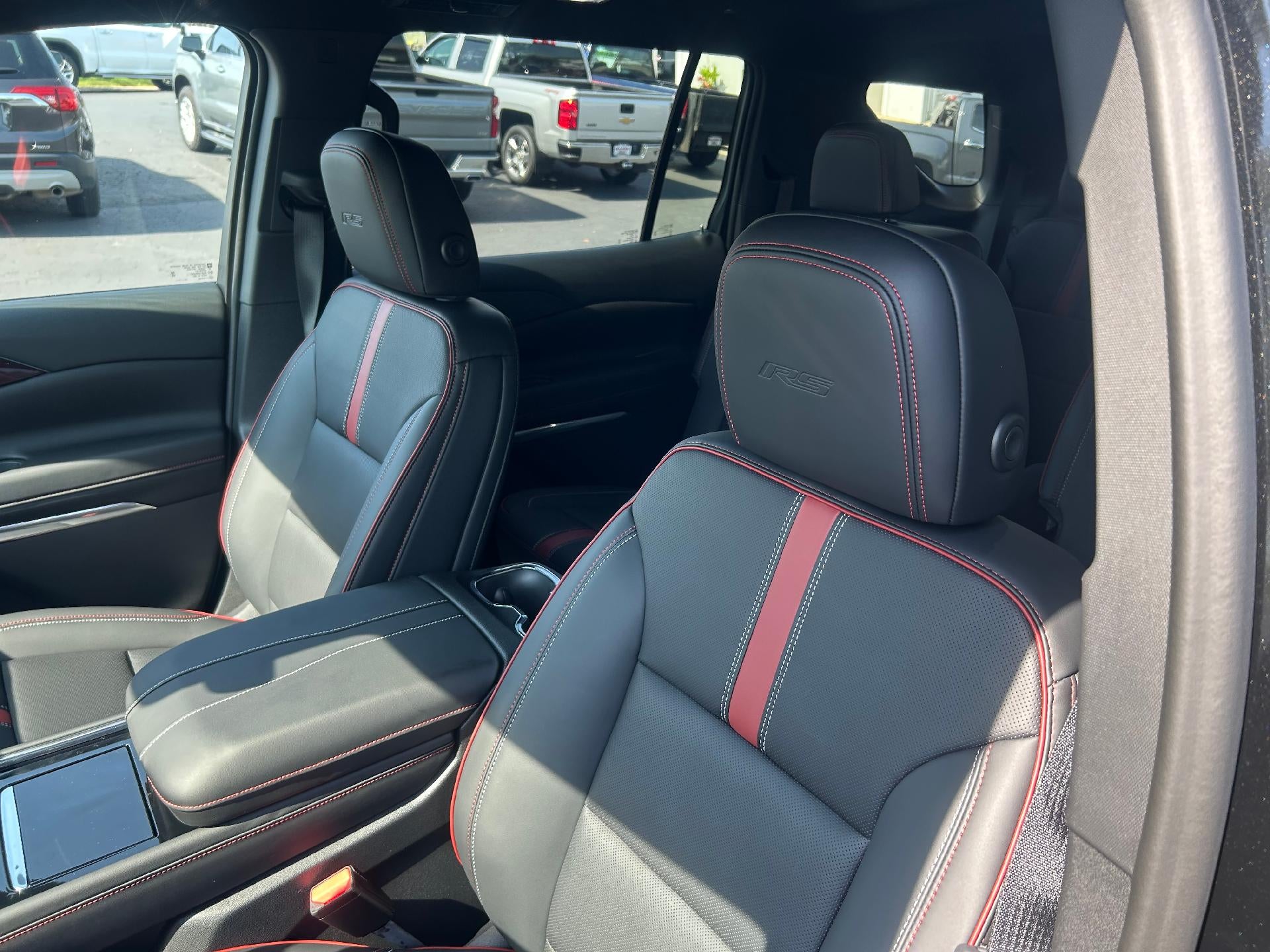2027 Chevrolet Traverse RS