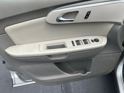 2010 Chevrolet Traverse LT w/2LT