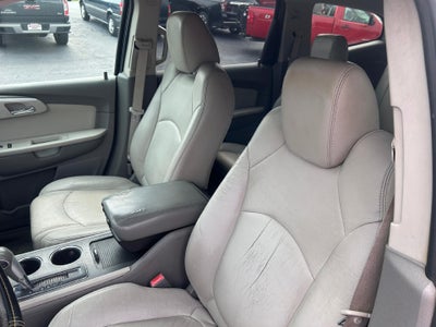 2010 Chevrolet Traverse LT w/2LT