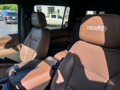 2022 Chevrolet Suburban High Country