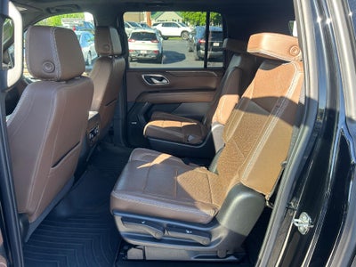 2022 Chevrolet Suburban High Country