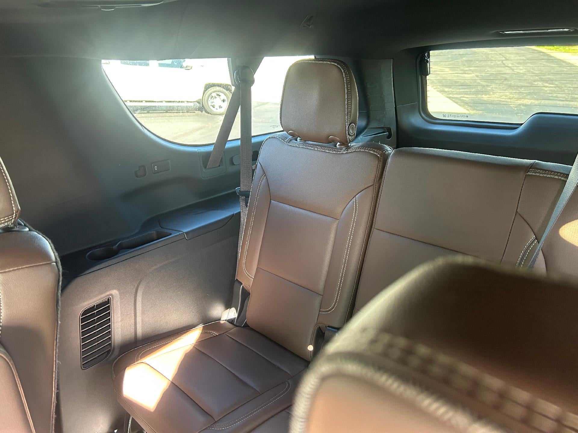 2022 Chevrolet Suburban High Country