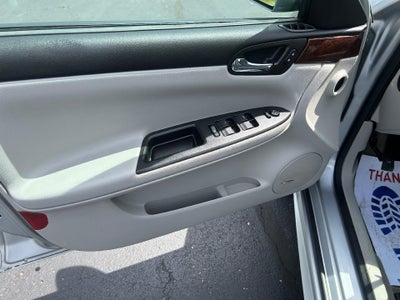 2011 Chevrolet Impala LT Retail